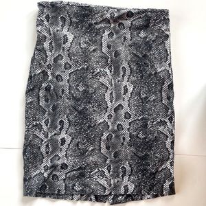 Snakeskin Print Pencil Skirt